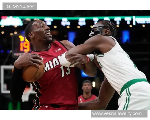 热火大胜凯尔特人，继续稳居东部第一